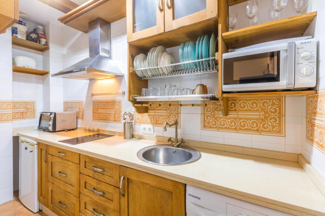 Macarena Muralla Encantada Apartment Seville Ngoại thất bức ảnh
