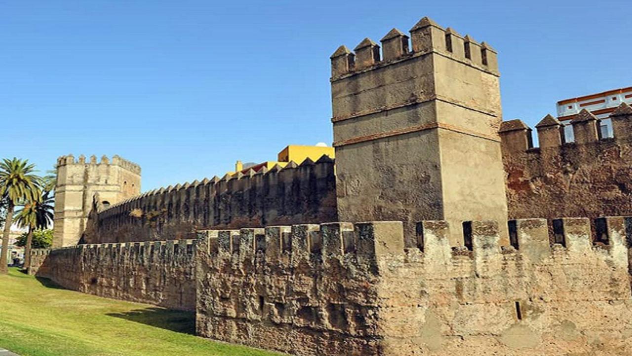 Macarena Muralla Encantada Apartment Seville Ngoại thất bức ảnh
